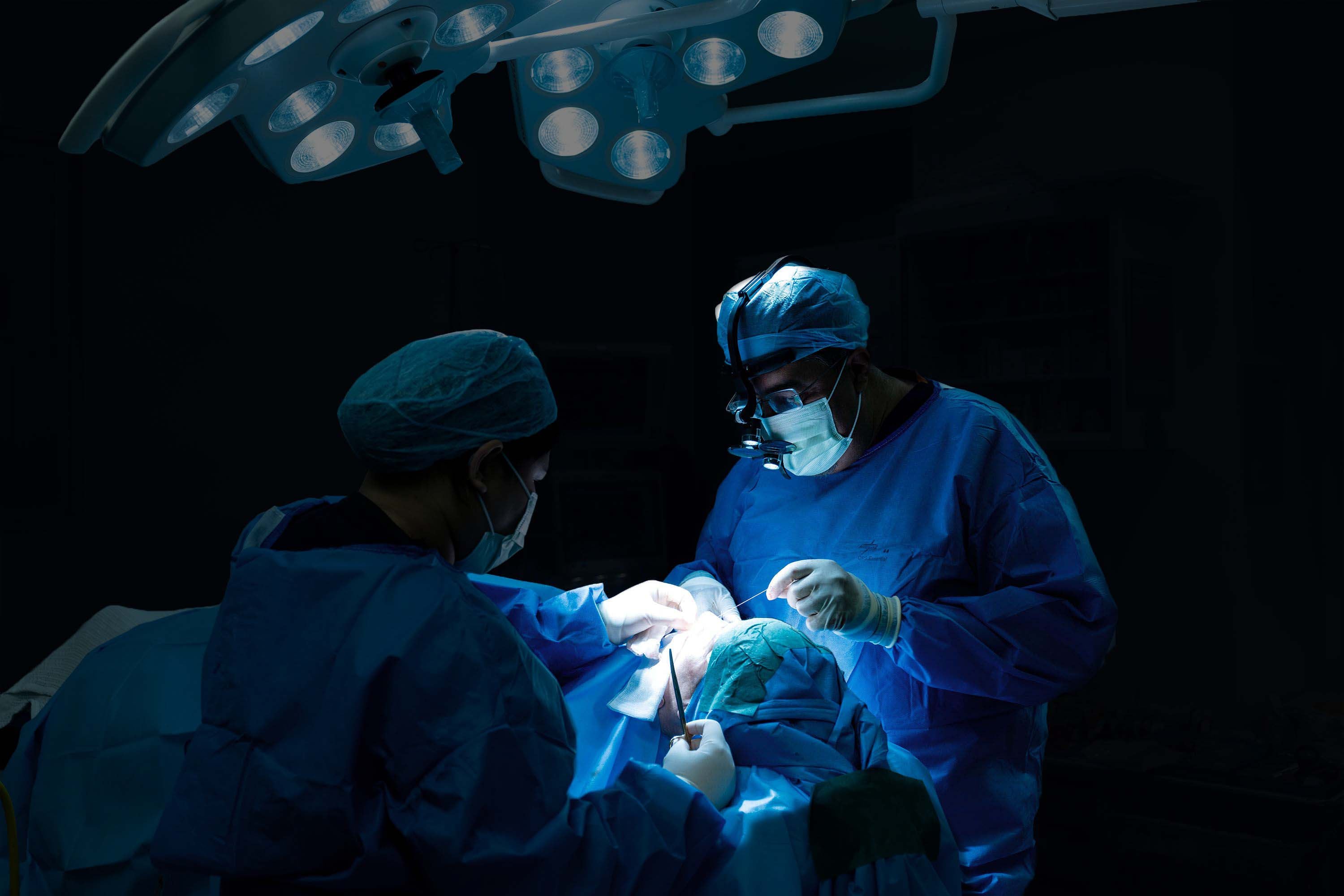 Rhinoplasty Surgery London | Nose Correction Surgeon | Harley Street | Nose Reshaping & Thinning | Symmetry Clinic